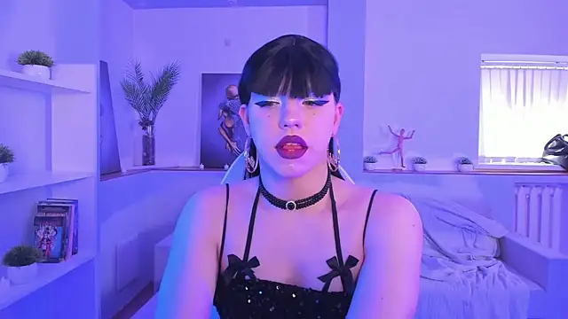 Snapshot of Madison_dolly chatting on 04.05.26 Madison dolly online show from 04.05.26