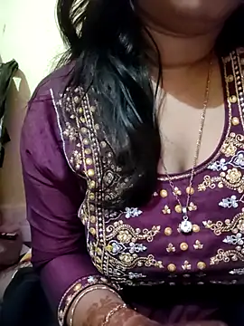 Snapshot of PARI51 chatting on 02.18.26 PARI51 online show from 02.18.26