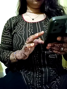 Snapshot of PARI51 chatting on 02.22.26 PARI51 online show from 02.22.26