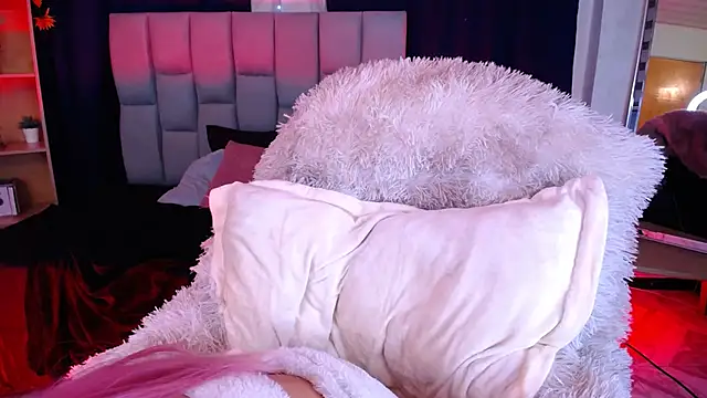 Snapshot of Allissoon_ chatting on 02.11.26 Allissoon online show from 02.11.26