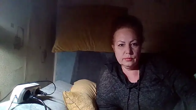 KrystalStyles online show from 04.22.26