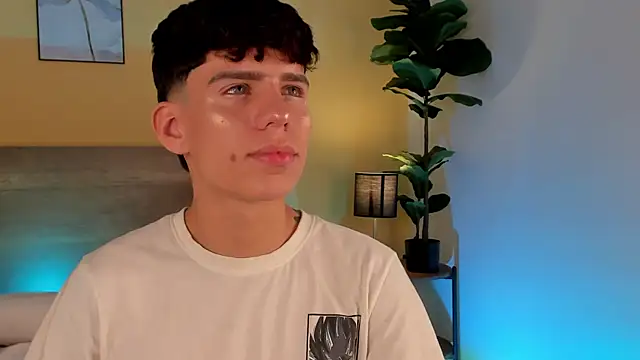 Angel eros  online show from 02.12.26