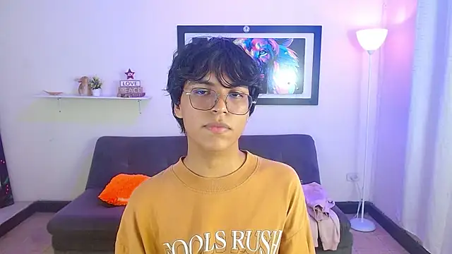 Maecum18 online show from 02.23.26