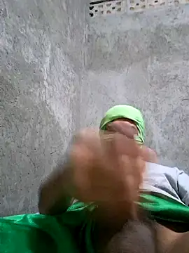 Snapshot of axxxelnoir chatting on 02.24.26 axxxelnoir online show from 02.24.26