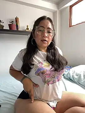 alisbloom online show from 02.05.26