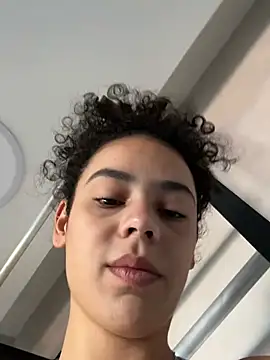 Snapshot of SirenStell0 chatting on 03.25.26 SirenStell0 online show from 03.25.26