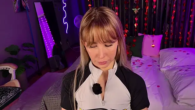 Snapshot of plugmyHDMI chatting on 02.09.26 plugmyHDMI online show from 02.09.26