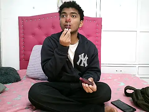 Snapshot of philipsex28 chatting on 02.19.26 philipsex28 online show from 02.19.26