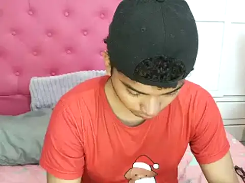 Snapshot of philipsex28 chatting on 02.20.26 philipsex28 online show from 02.20.26