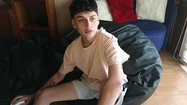 mrpicklesx23 online show from 02.06.26