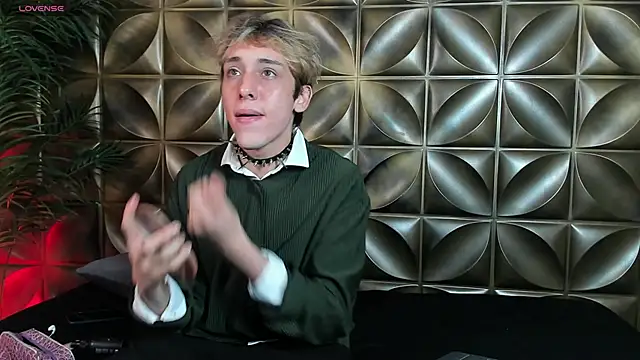 Snapshot of DannyParker_ chatting on 02.03.26 DannyParker online show from 02.03.26