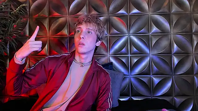 Snapshot of DannyParker_ chatting on 02.13.26 DannyParker online show from 02.13.26