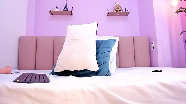 sam doll  online show from 04.16.26