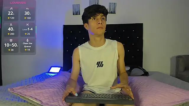 axxxel twink online show from 03.02.26