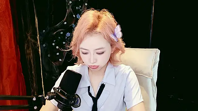 Lady-Mia777 online show from 02.03.26