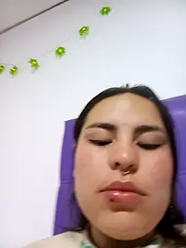 Kennya Rodriguez online show from 02.13.25