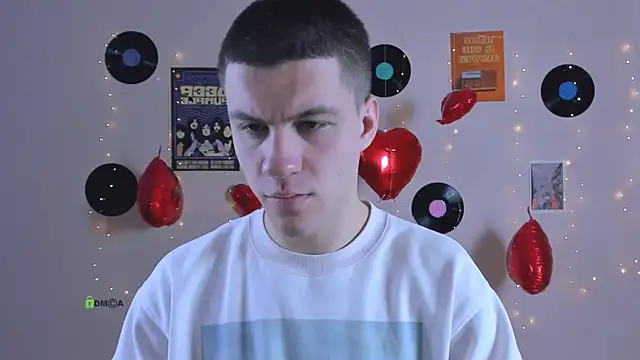 Snapshot of neo_raze chatting on 02.16.26 neo raze online show from 02.16.26