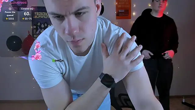 Snapshot of neo_raze chatting on 02.19.26 neo raze online show from 02.19.26