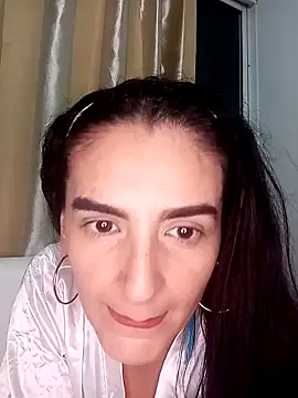 AnaDelaTorre online show from 05.15.26