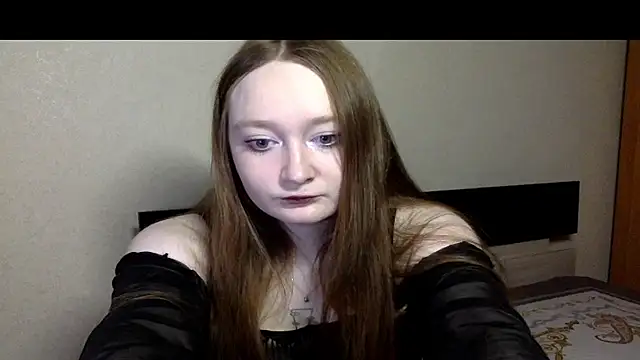 Snapshot of vikipinkk chatting on 02.10.26 vikipinkk online show from 02.10.26