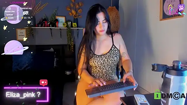 Snapshot of eliza_pink24 chatting on 05.21.26 eliza pink24 online show from 05.21.26
