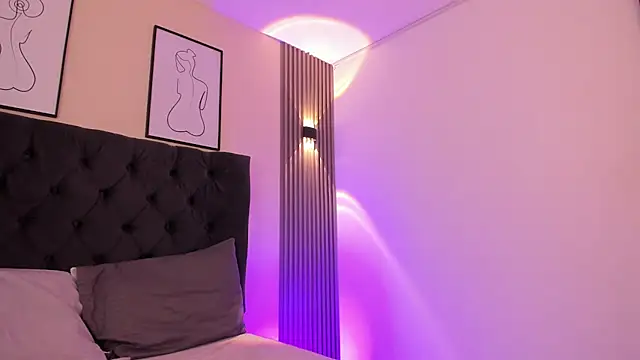 Snapshot of SARHA_ANTONELLI chatting on 03.17.26 SARHA ANTONELLI online show from 03.17.26