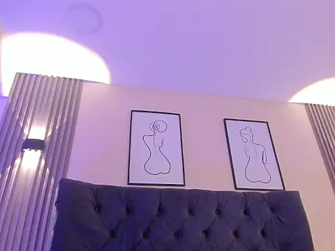 Snapshot of SARHA_ANTONELLI chatting on 04.06.26 SARHA ANTONELLI online show from 04.06.26