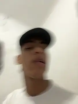 Snapshot of dominick_fran chatting on 02.10.26 dominick fran online show from 02.10.26