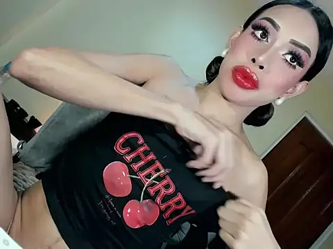 Snapshot of tiffanymers chatting on 02.08.26 tiffanymers online show from 02.08.26