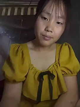 Snapshot of kekely chatting on 04.26.26 kekely online show from 04.26.26