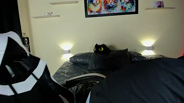 meredit cris23 online show from 02.20.26