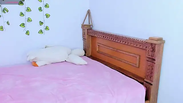 LoveMaki444 online show from 04.24.26