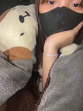 Snapshot of Violin_xue chatting on 02.08.26 Violin xue online show from 02.08.26