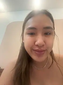 Snapshot of 1Cherry-pick chatting on 03.04.26 1Cherry-pick online show from 03.04.26