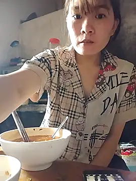 Snapshot of Queen-love45 chatting on 02.24.26 Queen-love45 online show from 02.24.26