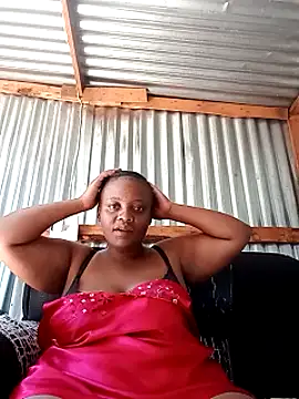 Snapshot of BBWQueenxx chatting on 02.06.26 BBWQueenxx online show from 02.06.26