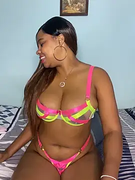 LUCIA-FERRERO online show from 02.07.26