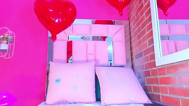 Snapshot of Baby_doll_XOXO chatting on 02.14.26 Baby doll XOXO online show from 02.14.26