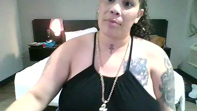 Snapshot of harleycakess chatting on 02.18.26 harleycakess online show from 02.18.26