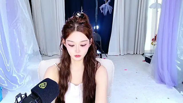 Snapshot of Dancer_Lucky-Nini chatting on 03.05.26 Dancer Lucky-Nini online show from 03.05.26