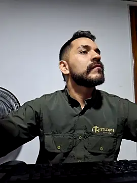 Snapshot of noa_desire chatting on 02.06.26 noa desire online show from 02.06.26