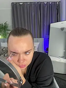 MonicaWestt online show from 02.24.26