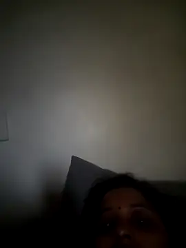 Nisha Lovely online show from 04.24.26