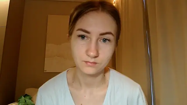 Snapshot of BluueSilk chatting on 01.16.25 BluueSilk online show from 01.16.25