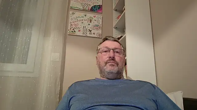 Snapshot of doudou310 chatting on 02.25.26 doudou310 online show from 02.25.26