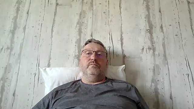 doudou310 online show from 04.04.26