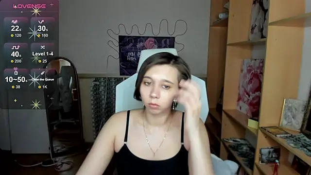 Snapshot of Scarlet_Sirenn chatting on 02.27.26 Scarlet Sirenn online show from 02.27.26