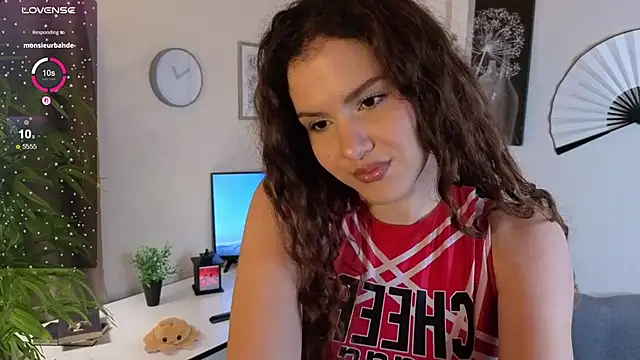 Lili Torin online show from 02.22.26