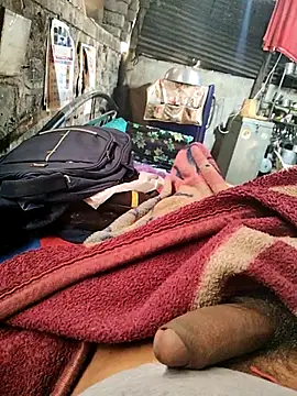 Snapshot of crazyxy12 chatting on 02.13.26 crazyxy12 online show from 02.13.26