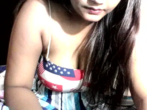 Snapshot of Sakina77 chatting on 04.08.26 Sakina77 online show from 04.08.26